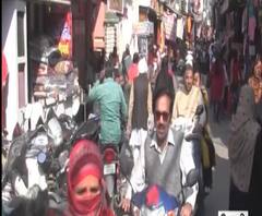 कोरोना काल के नियम-कायदे की उड़ाई धज्जियां