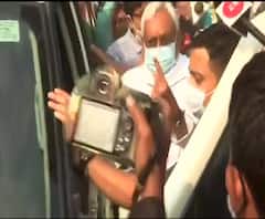 Bihar Election 2020 | बिहार विधानसभेसाठी आज दुसऱ्या टप्प्याचं मतदान, नितीश कुमार यांनी हक्क बजावला