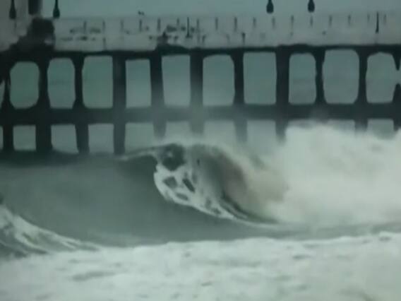 Cyclone Nivar: 3 राज्य, 25 जिले और 2 करोड़ लोग प्रभावित, देखिए ये रिपोर्ट