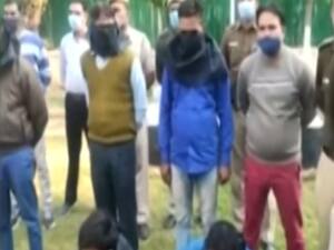 Delhi police arrests 8 members of 'lifafa' gang