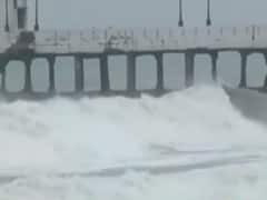 Nivar cyclone hit Puducherry coast at 2:30 am, intensity gradually weakens