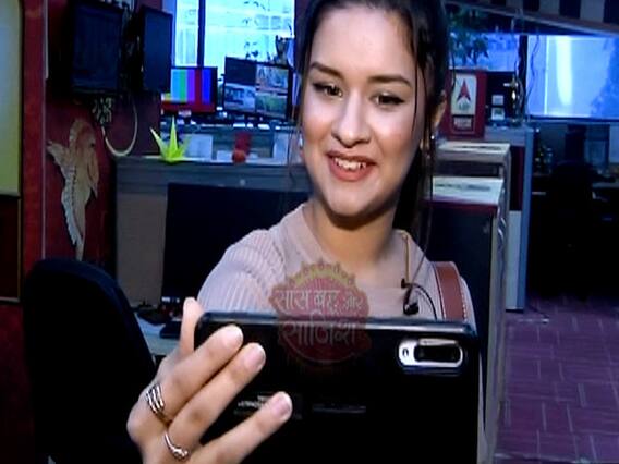 Avneet Kaur turns news anchor, reporter in SBS studios