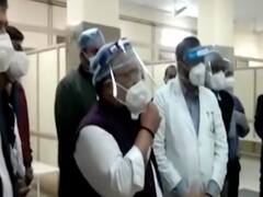 Rajasthan Health Minister Raghu Sharma inspects hospital despite being corona +ve