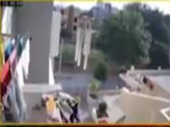 દક્ષિણ ગુજરાત અને મધ્ય ગુજરાતના જિલ્લાઓમાં અનુભવાયા ભૂકંપના આંચકા, જુઓ CCTV