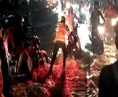 कल्याण-शिळफाटा रोडवर पाईपलाईन फुटल्याने हजारो लीटर पाणी वाया, पाणी साचल्यानं मोठी वाहतूक कोंडी