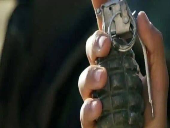 J&K: Attack on Pulwama police station & CRPF's bunker in Khanyar