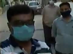 અમદાવાદના મેમનગરની આ સોસાયટીના 500 લોકોને માઇક્રો કન્ટેનમેન્ટ ઝોનમાં મુક્યા, જુઓ વીડિયો