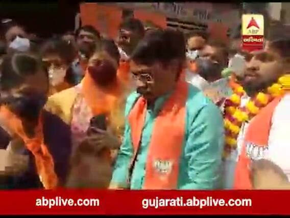 પેટાચૂંટણીમાં ભવ્ય જીત બાદ રાજકોટમાં પણ ભાજપના કાર્યકરોએ કરી ઉજવણી