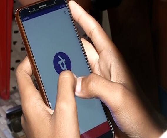 मुलांच्या हातात मोबाईल देण्यापूर्वी ही बातमी पाहा; सायबर गुन्हेगारांचा गंडा, 8 लाख 95 हजारांचा फटका