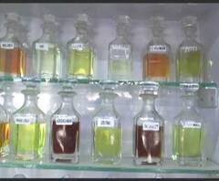 कन्नौज : दिवाली पर इत्र की खुशबू से अपनों को महकाएं, तोहफे में बांटे कन्नौज के मशहूर इत्र की खुशबू