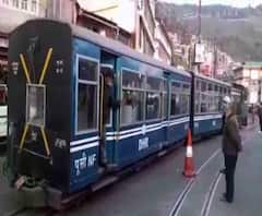 Darjeeling: দার্জিলিং থেকে কার্শিয়ঙের মধ্যে টয় ট্রেনের ট্রায়াল