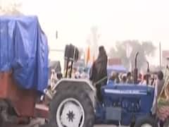 Farmers protest becomes fierce at Ghazipur border | Ground Report