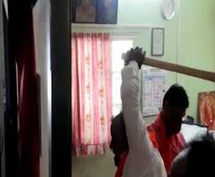 वाढीव वीज बिलाविरोधात मनसेचं खळखट्याक, कोपरगावात वीज वितरण कार्यालयाची तोडफोड