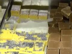 ગાંધીનગર: ફૂડ એન્ડ ડ્રગ્સ વિભાગે મીઠાઇ અને ફરસાણનું શરૂ કર્યું ચેકિંગ, જુઓ વીડિયો 