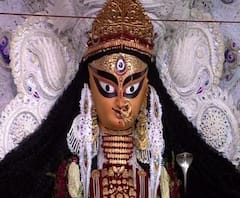 Jagadhatri Puja 2020: কৃষ্ণনগর রাজবাড়িতে শুরু পূর্বাহ্ণের পুজো, লেক কালীবাড়িতেও চলছে মায়ের আরাধনা