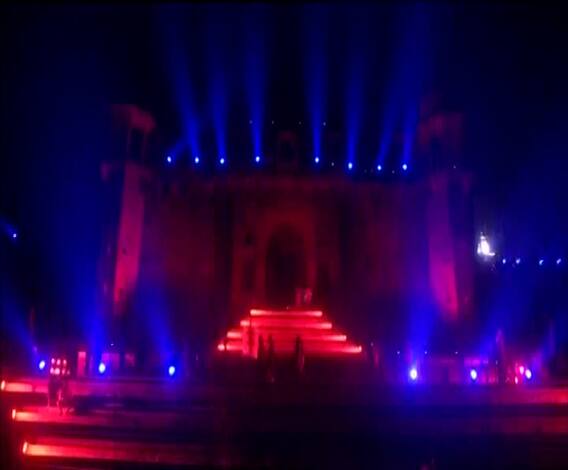 Tripurari Purnima 2020 : त्रिपुरारी पौर्णिमेनिमित्त वाराणसीत लेजर शो, रोषणाईने गंगाघाट उजळला