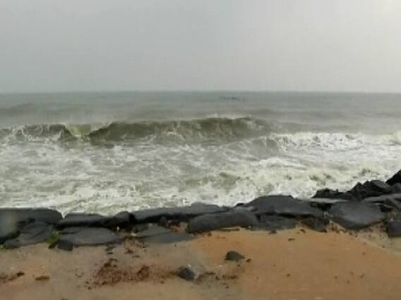 Cyclone Nivar: देखिए तूफान से निपटने के लिए प्रशासन, नौसेना और NDRF की तैयारियां | Master Stroke