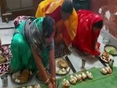 आस्था के महापर्व छठ की तैयारियां जोरों पर, आज डूबते सूरज को अर्घ्य