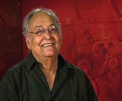 ‘নিজেকে জীবন্ত শব হিসেবে বাঁচিয়ে রাখতে চাইনি’, ২০১৭ সালে এবিপি আনন্দর সেরার সেরা বাঙালি সম্মানে ভূষিত হয়ে বলেছিলেন সৌমিত্র চট্টোপাধ্যায়