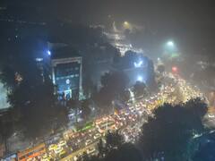 Ban के बावजूद दिल्ली में फोड़े गए पटाखे, कुछ इलाकों को AQI 999 तक पहुंचा