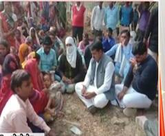 सपा के दो पूर्व मंत्रियों समेत 40 पर FIR | देखिए 75 जिले 75 खबरें | ABP GANGA 