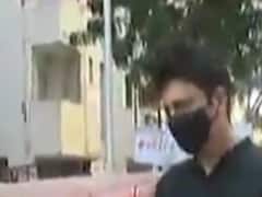 અમદાવાદના ચાણક્યપુરી વિસ્તારના નિર્માણ કોમ્પ્લેક્સના રહીશોએ AMC પર શું લગાવ્યા ગંભીર આરોપ?