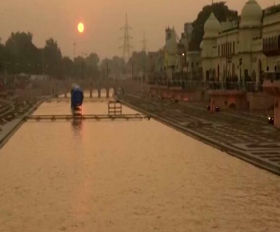 Diwali 2020 | सोनेरी किरणांची हजेरी, दिवाळीच्या स्वागतासाठी अयोध्यानगरी सजली