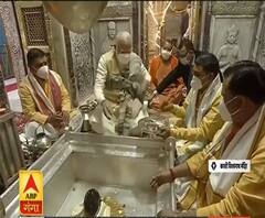 PM Narendra Modi ने काशी विश्वनाथ मंदिर में की पूजा, CM Yogi भी रहे मौजूद | ABP Ganga