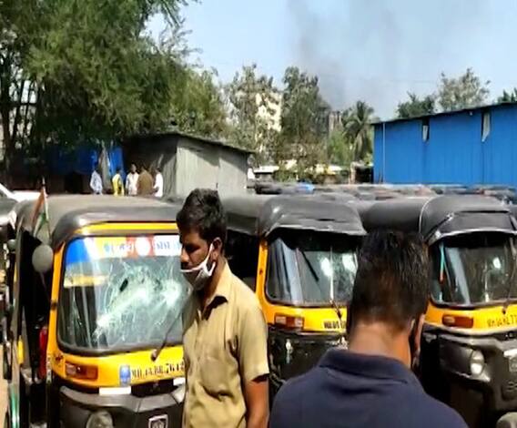 नवी मुंबईत नशेबाजांकडून 30 ते 40 रिक्षांची तोडफोड, रागाच्या द्वेषातून रिक्षा जाळल्याचं निष्पन्न