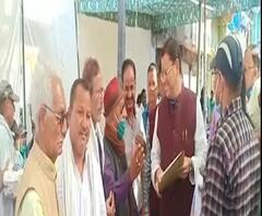 उत्तराखंड राज्य आंदोलनकारियों के आश्रितों को मिले पेंशन, अपनी मांगों को लेकर सौंपा धामी को ज्ञापन