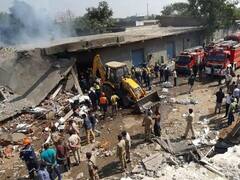 અમદાવાદમાં પીરાણા પાસે ફેક્ટરીમાં વિસ્ફોટથી લોકોના શરીરના ચીંથરા ઉડ્યા હતા, જુઓ CCTV