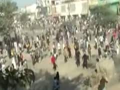 Tear gas shells tossed at farmers near Singhu border