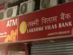Account holders unable to withdraw desired amount from Lakshmi Vilas Bank | Ghanti Bajao
