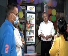 मनसेकडून कम्युनिटी फ्रिजची अभिनव संकल्पना! नागरिकांना आपलं उरलेलं अन्न ठेवण्याची सोय!