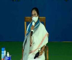 Mamata Banerjee: তৃণমূল সরকার অনেক কাজ করেছে, কেউ কেউ শুধুই রাজনীতি করছে, বাঁকুড়ার প্রশাসনিক সভা থেকে আক্রমণ মুখ্যমন্ত্রীর