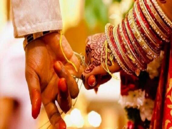 Delhi: शादी समारोह में 50 से अधिक लोग शामिल नहीं होंगे, कोरोना के बढ़ते मामलों के बाद लिया गया फैसला