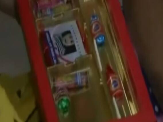 क्या आपने कभी पटाखे खाए हैं? राजकोट के परिवार ने बनाया खाने वाला पटाखा !