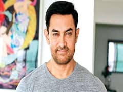Aamir Khan watches 'Suraj Pe Mangal Bhari' in theatre