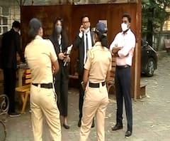 भीक मांगो उपक्रम राबवण्याआधीच महाराष्ट्र स्टुडंट युनियनचे आंदोलक पोलीसांच्या ताब्यात