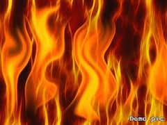 અમદાવાદના કઠવાડા સિંગરવા રોડ પર આવેલી ફેક્ટરીમાં લાગી ભીષણ આગ, જુઓ વીડિયો