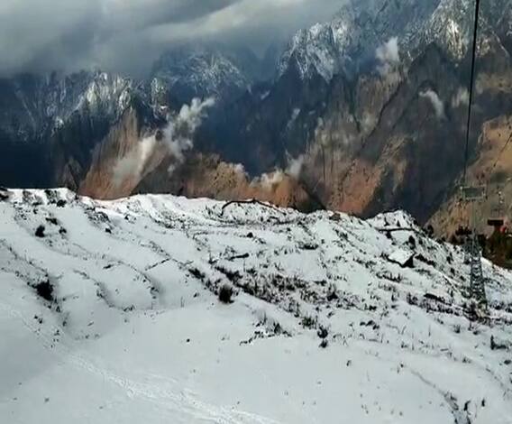 औली में भी कुदरत मेहरबान, सीजन की पहली बर्फबारी | Uttrakhand Prime 