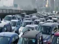Massive traffic jam at Delhi-Gurugram border due to farmers march