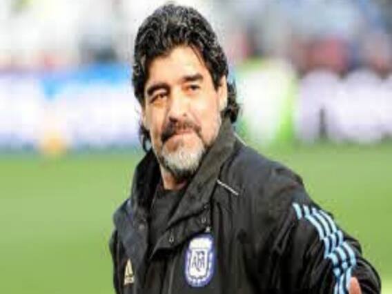 Diego Maradona नहीं रहे, 60 साल की उम्र में दिल का दौरा पड़ने से हुआ निधन