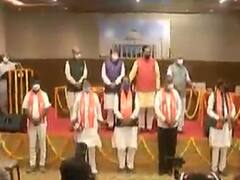 ગાંધીનગરઃ ભાજપના નવા ચૂંટાયેલા આઠ ધારાસભ્યોએ લીધા શપથ, જુઓ વીડિયો