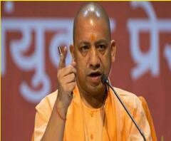 जहरीली शराब को लेकर सख्त हुए CM Yogi, आधी रात को ही हटाए पुलिस कमिश्नर | Ganga Prime 