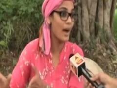 बिहार की 'का बा' Girl Neha Rathore पर इलाहाबाद यूनिवर्सिटी के अपमान का आरोप लगा