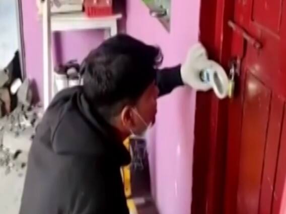 Uttar Pradesh के Balrampur में दो पत्रकारों को जिंदा जलाया गया 