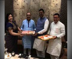 Sovan Chatterjee: বিজয়া সম্মিলনীতে আমন্ত্রিত নন বৈশাখী, বিভাজনের রাজনীতির বহিঃপ্রকাশ, মন্তব্য ক্ষুব্ধ শোভনের