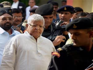 Ghanti Bajao का असर : Lalu Yadav के खिलाफ लिया गया Action