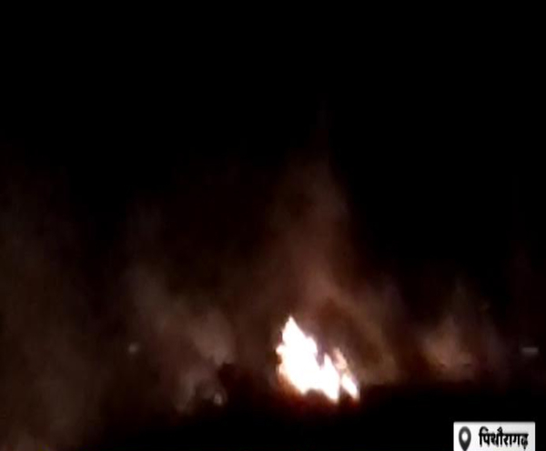 Pithoragarh के जंगलों में धधक रही आग| Uttarakhand Prime| ABPGanga  